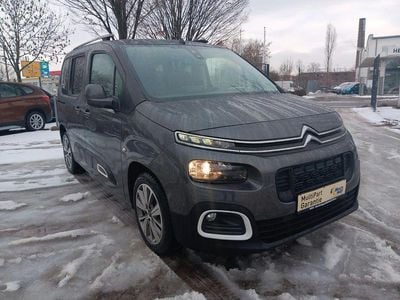 Grau Gebraucht 2019 Citroën Berlingo Feel Van / Kleinbus | 15.990 € (Guter Preis)