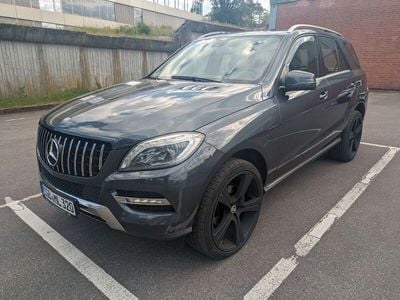 Gebraucht Mercedes ML350 258 PS (189 kW) 2013 Grau SUV