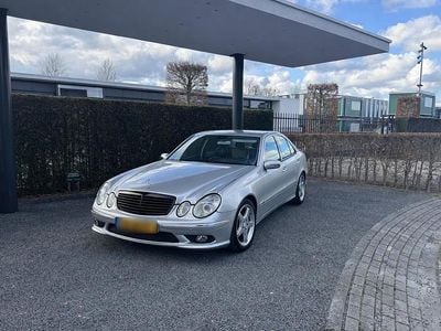 Brugt Mercedes E320 Avantgarde 224 HK (164 kW) 2002 Sølv Sedan