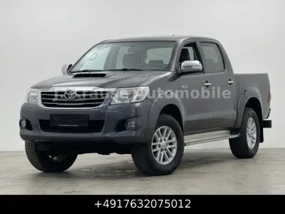 Używany Toyota HiLux 171 KM (125 kW) 2012 Szary Pickup