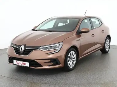 Gebraucht Renault Mégane II 116 PS (85 kW) 2021 Braun Limousine