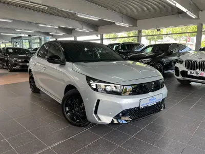 Gebraucht Opel Corsa 101 PS (74 kW) 2025 Silber Kleinwagen