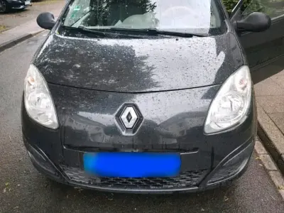 Gebraucht Renault Twingo 75 PS (55 kW) 2009 Schwarz Kleinwagen