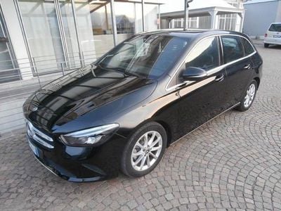 Gebraucht Mercedes B180 116 PS (85 kW) 2020 Schwarz Van / Kleinbus