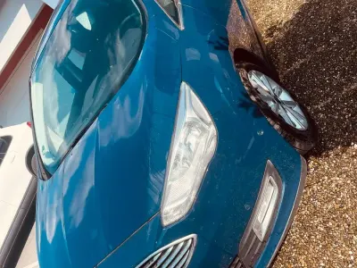 Gebraucht Ford C-MAX Titanium 150 PS (110 kW) 2018 Blau Van / Kleinbus