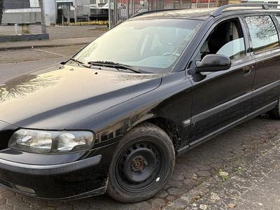Gebraucht Volvo V70 140 PS (102 kW) 2000 Schwarz Kombi