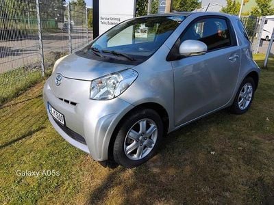 Toyota iQ