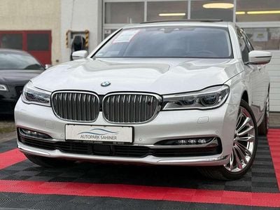 Gebraucht BMW 760 609 PS (447 kW) 2018 Mineralweiss metallic Limousine