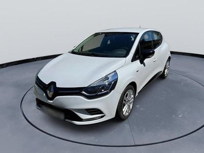 Second-hand Renault Clio IV 73 CP (53 kW) 2016 Alb Hatchback