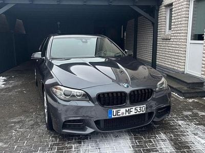 Grau Gebraucht 2015 BMW 530 M Sport Limousine | 20.900 € (Fairer Preis)
