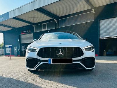 Mercedes CLA45 AMG
