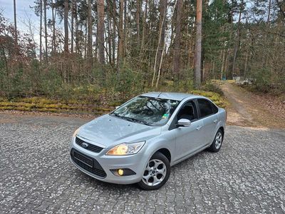 Gebraucht Ford Focus 116 PS (85 kW) 2011 Silber Limousine