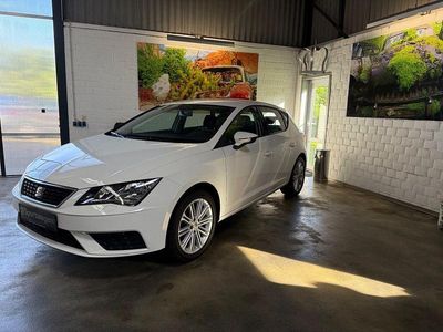 Begagnad Seat Leon Reference 116 HK (85 kW) 2019 Vit Sedan