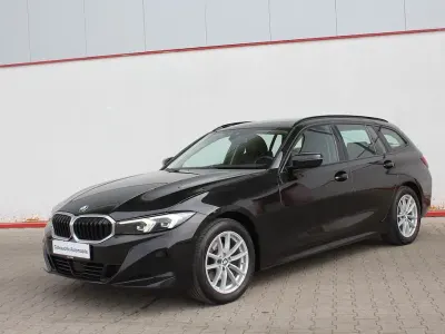 Używany BMW 320 Shadowline 190 KM (139 kW) 2023 Czarny Kombi
