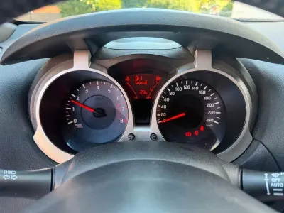 Gebraucht Nissan Juke Acenta 117 PS (86 kW) 2011 Schwarz SUV