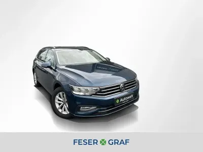 Gebraucht VW Passat Business 150 PS (110 kW) 2023 Blau Kombi