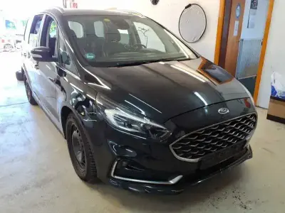 Gebraucht Ford Galaxy Titanium 190 PS (139 kW) 2022 Obsidianschwarz metallic Van / Kleinbus