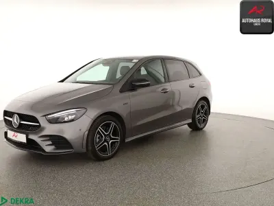 Gebraucht Mercedes B250 AMG 218 PS (160 kW) 2021 Mountaingrau Kleinwagen