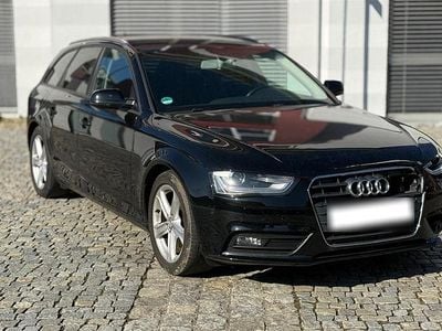 Gebraucht Audi A4 150 PS (110 kW) 2014 Schwarz Kombi
