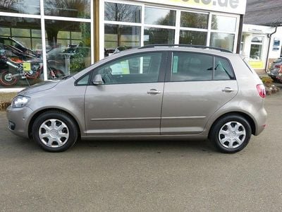 Second-hand VW Golf VI Team 105 CP (77 kW) 2011 Maro Hatchback