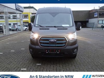 Usata Ford E-Transit Trend 135 kW (184 CV) 2022 Grigio Furgone