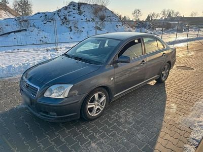 Gebraucht Toyota Avensis 116 PS (85 kW) 2004 Limousine