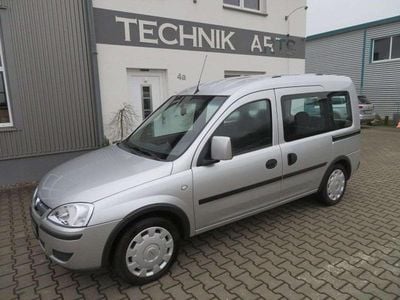 Gebraucht Opel Combo 97 PS (71 kW) 2006 Silber Kombi