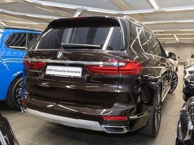 Gebraucht BMW X7 Sport Line 333 PS (244 kW) 2022 Braun SUV