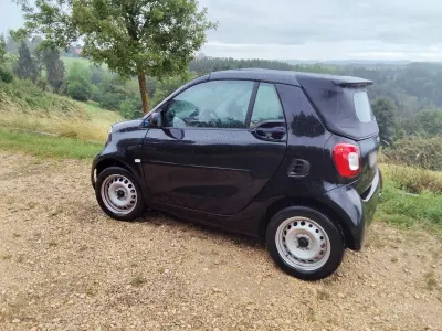 Gebraucht Smart ForTwo Electric Drive 60 kW (82 PS) 2022 Schwarz Cabrio