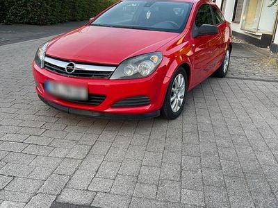 Opel Astra GTC