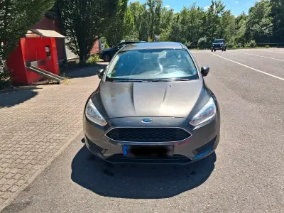Gebraucht Ford Focus 100 PS (73 kW) 2016 Kombi