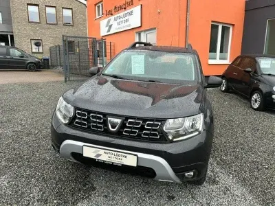 Gebraucht Dacia Duster Comfort 114 PS (83 kW) 2018 Grau SUV