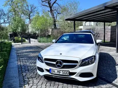Second-hand Mercedes C220 170 CP (125 kW) 2018 Alb Cabrio
