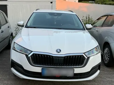 Gebraucht Skoda Octavia 116 PS (85 kW) 2022 Weiß Kombi
