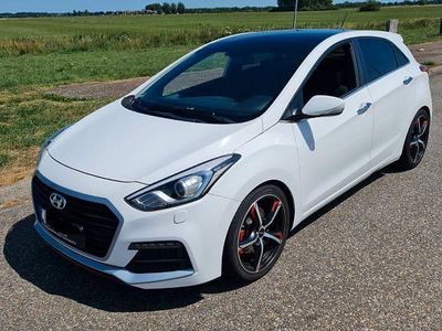 Gebraucht Hyundai i30 Turbo 186 PS (136 kW) 2016 Grau Limousine