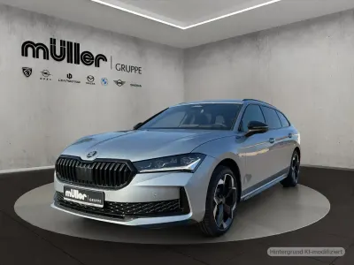 Neu Skoda Superb SportLine 193 PS (141 kW) 2025 Silber Kombi