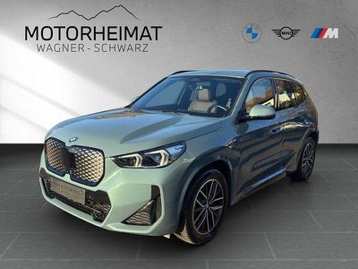 Cape york grün metallic Gebraucht 2024 BMW iX1 M Sport SUV | 42.650 € (Fairer Preis)