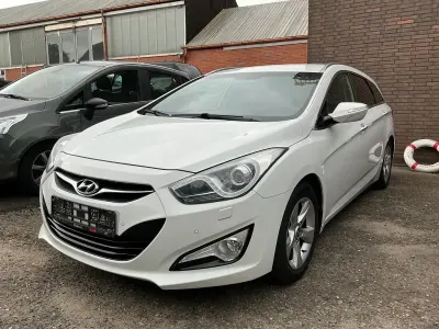 Gebraucht Hyundai i40 Style 136 PS (100 kW) 2013 Weiß Kombi