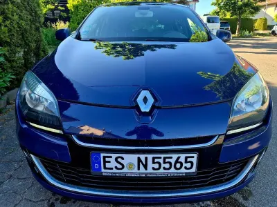 Occasion Renault Mégane Dynamique 116 ch (85 kW) 2013 Bleue Berline