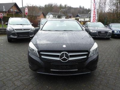 Schwarz Gebraucht 2015 Mercedes A180 Limousine | 9.000 € (Guter Preis)