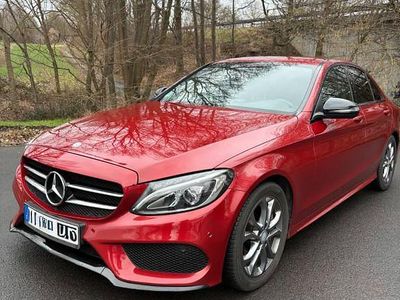 Rot Gebraucht 2017 Mercedes C250 AMG line Limousine | 21.999 € (Fairer Preis)