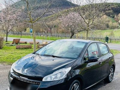 gebraucht Peugeot 208 1.2 Active PureTech 82 Active