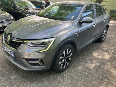 Gebraucht Renault Arkana Techno 140 PS (102 kW) 2022 Grau SUV