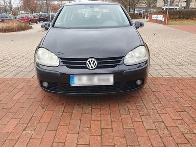 Gebraucht VW Golf V 105 PS (77 kW) 2005 Schwarz Kleinwagen