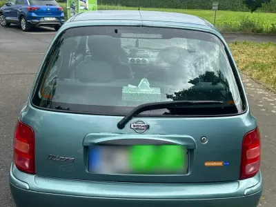Usata Nissan Micra 60 CV (44 kW) 2001 Verde Utilitaria