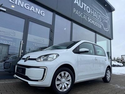 Weiß Gebraucht 2021 VW e-up! Kleinwagen | 11.950 € (Guter Preis)