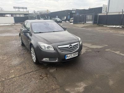 Gebraucht Opel Insignia 194 PS (142 kW) 2013 Braun Kombi