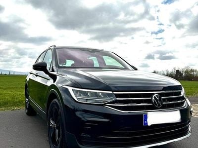 Gebraucht VW Tiguan Sportline 150 PS (110 kW) 2022 Schwarz SUV