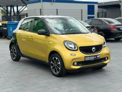 Gebraucht Smart ForFour Passion 71 PS (52 kW) 2015 Schwarz Kleinwagen