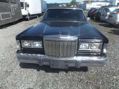 Gebraucht Lincoln Town Car 152 PS (111 kW) 1987 Schwarz Limousine